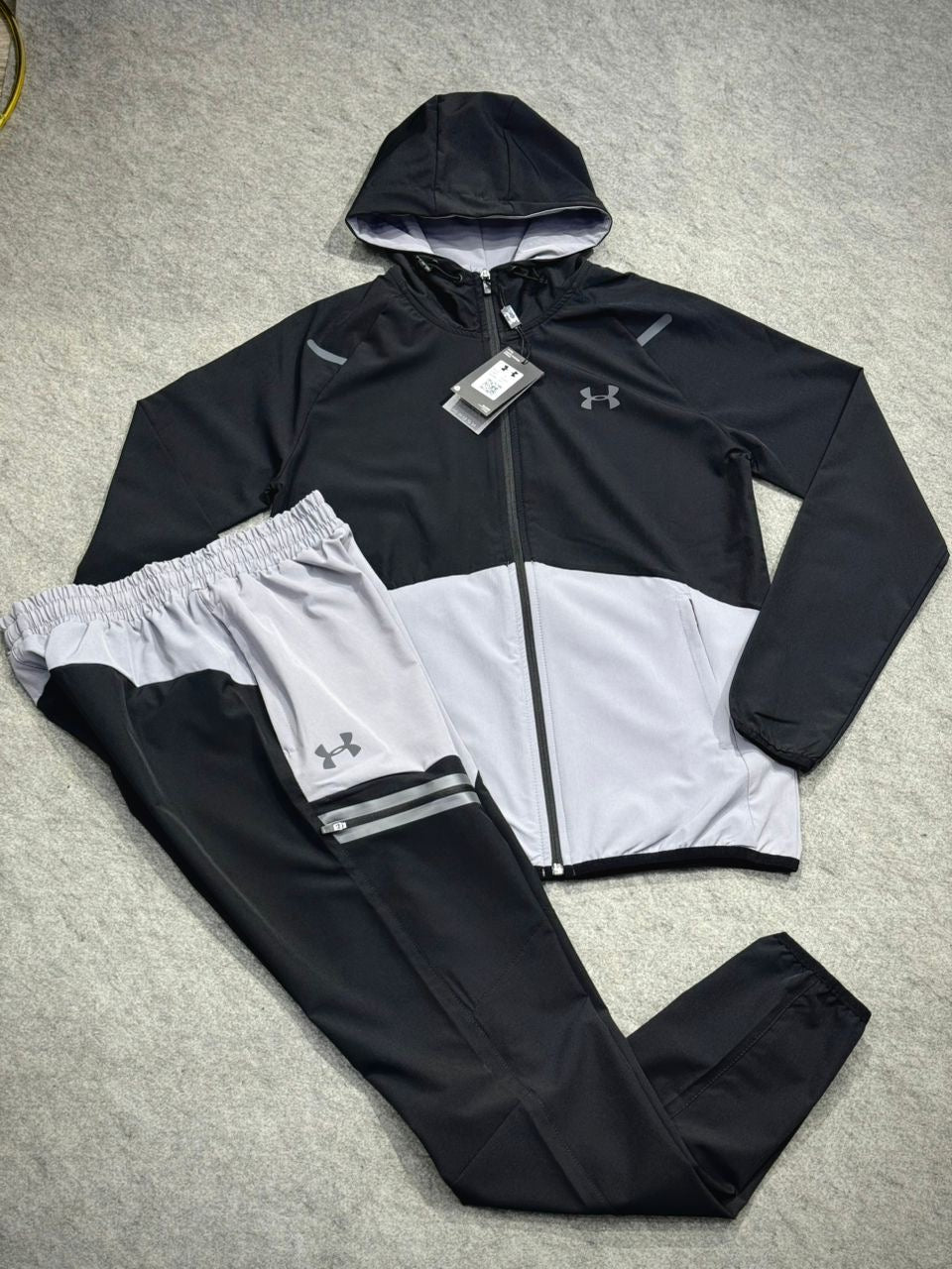 Ensemble under armour