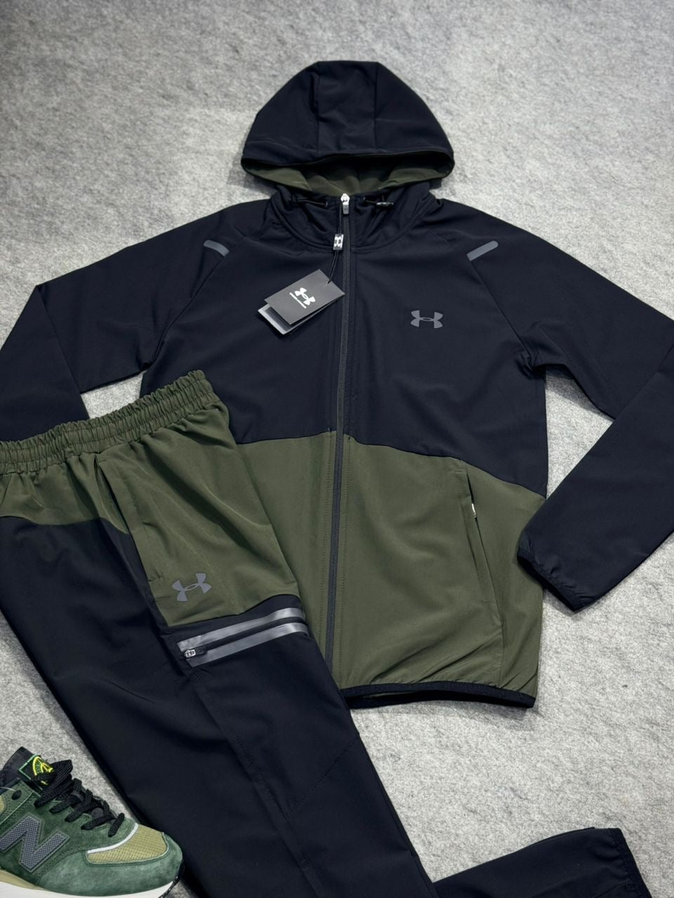 Ensemble under armour