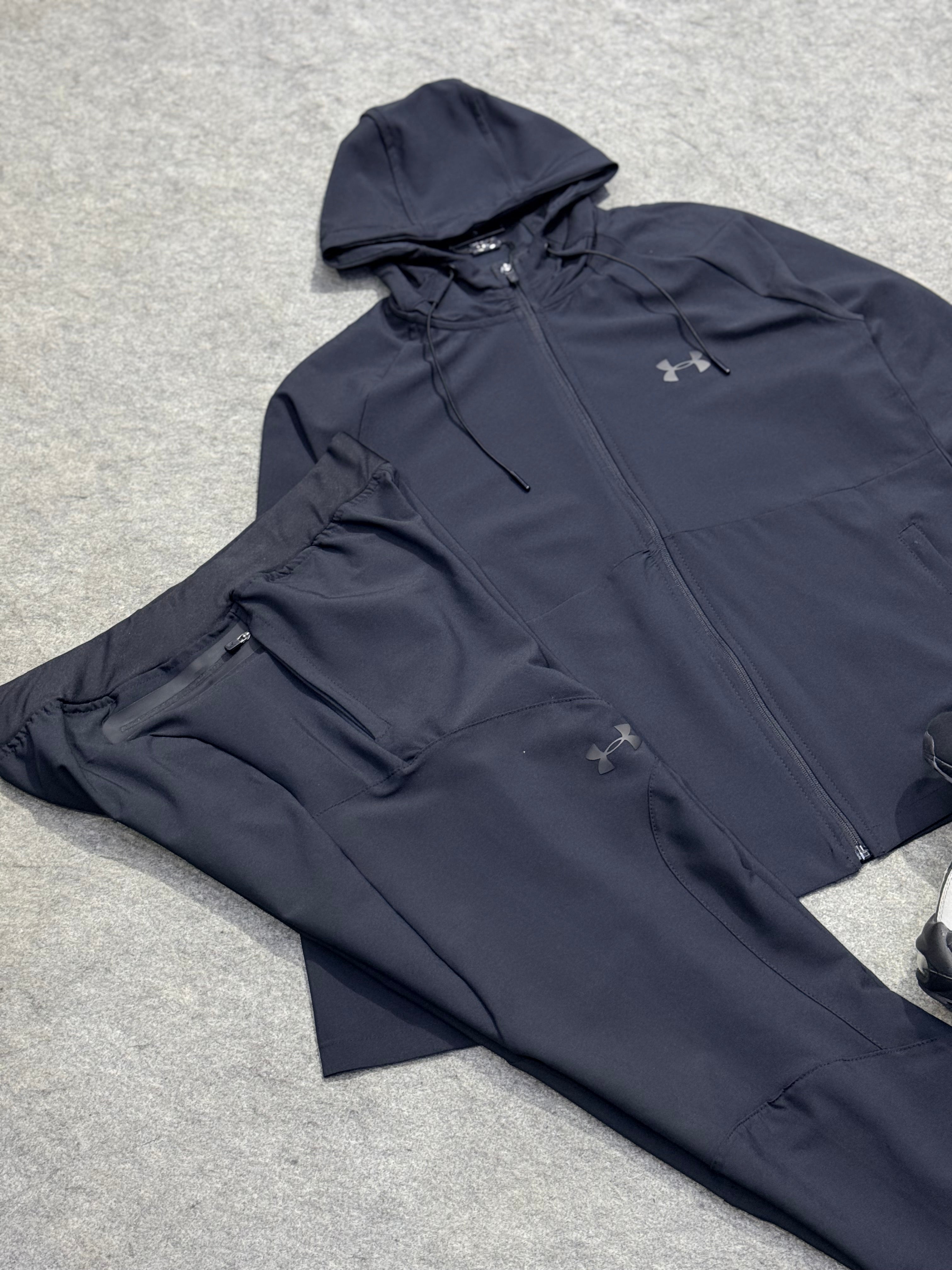 Ensemble under armour