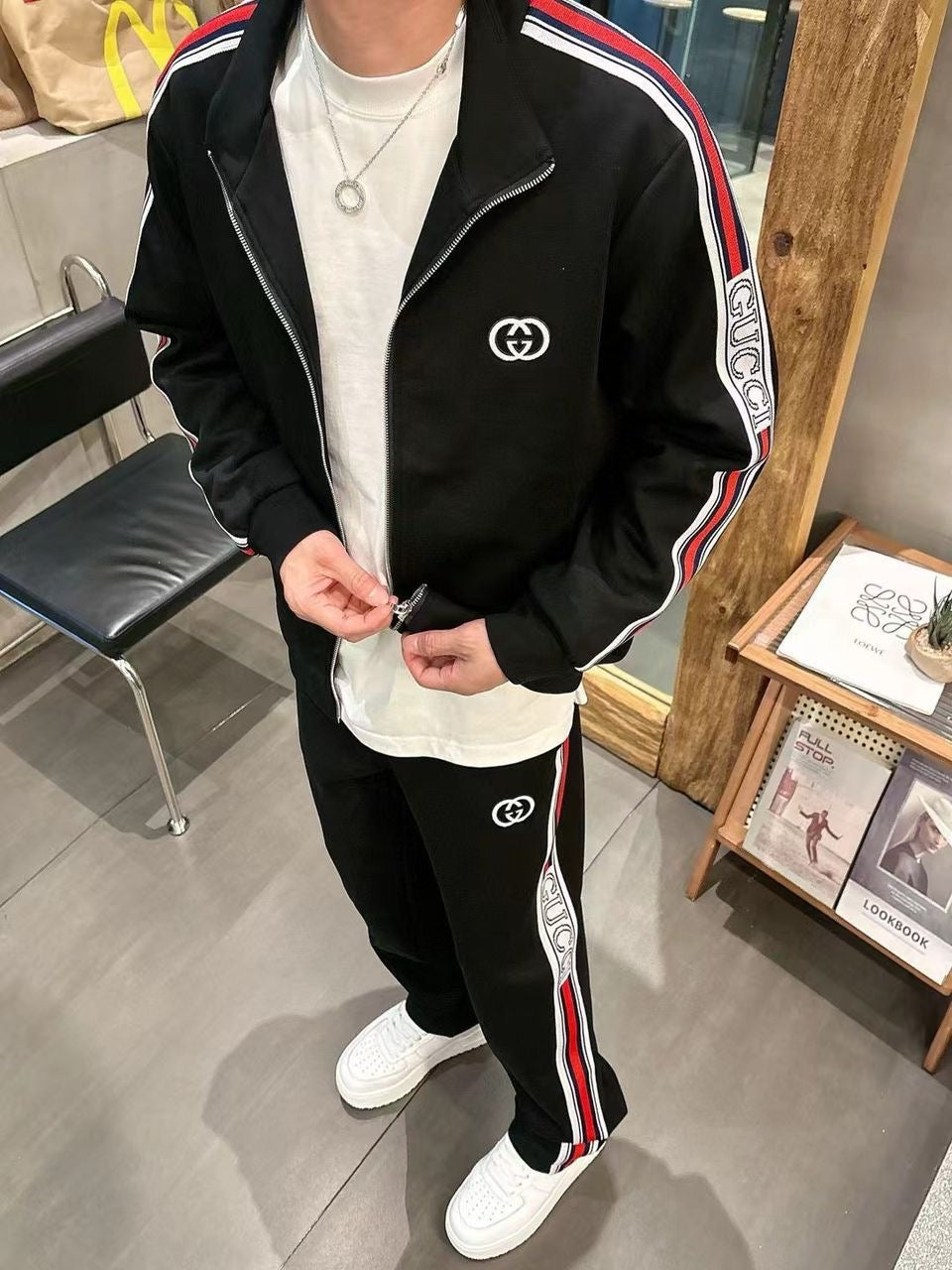Ensemble gucci