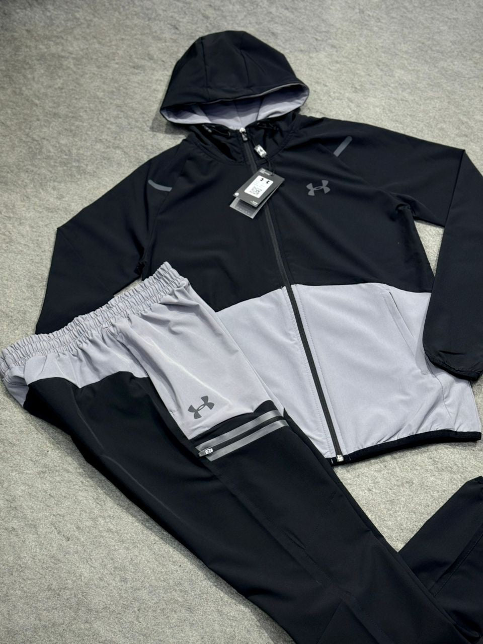 Ensemble under armour