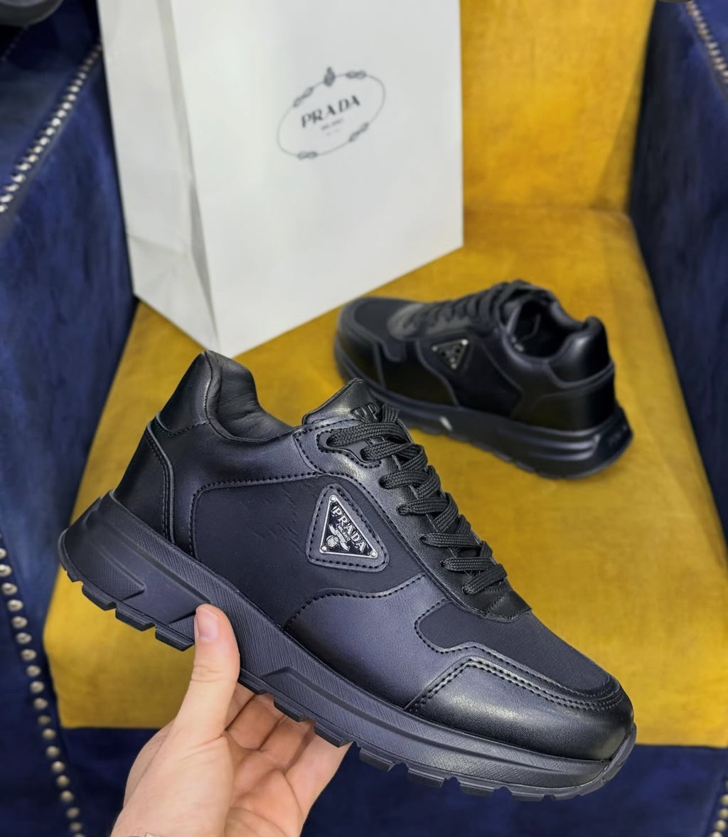 Basket prada noir